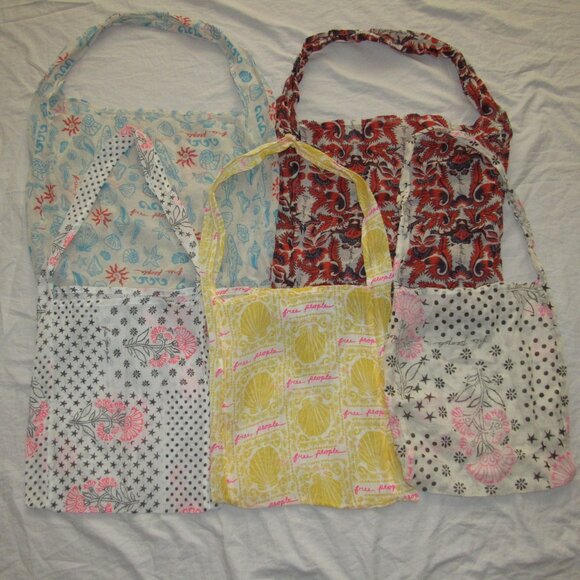 Lot of 5 Free People Reusable Bags Floral Seashells Beachy Tote Carryall - Picture 1 of 3